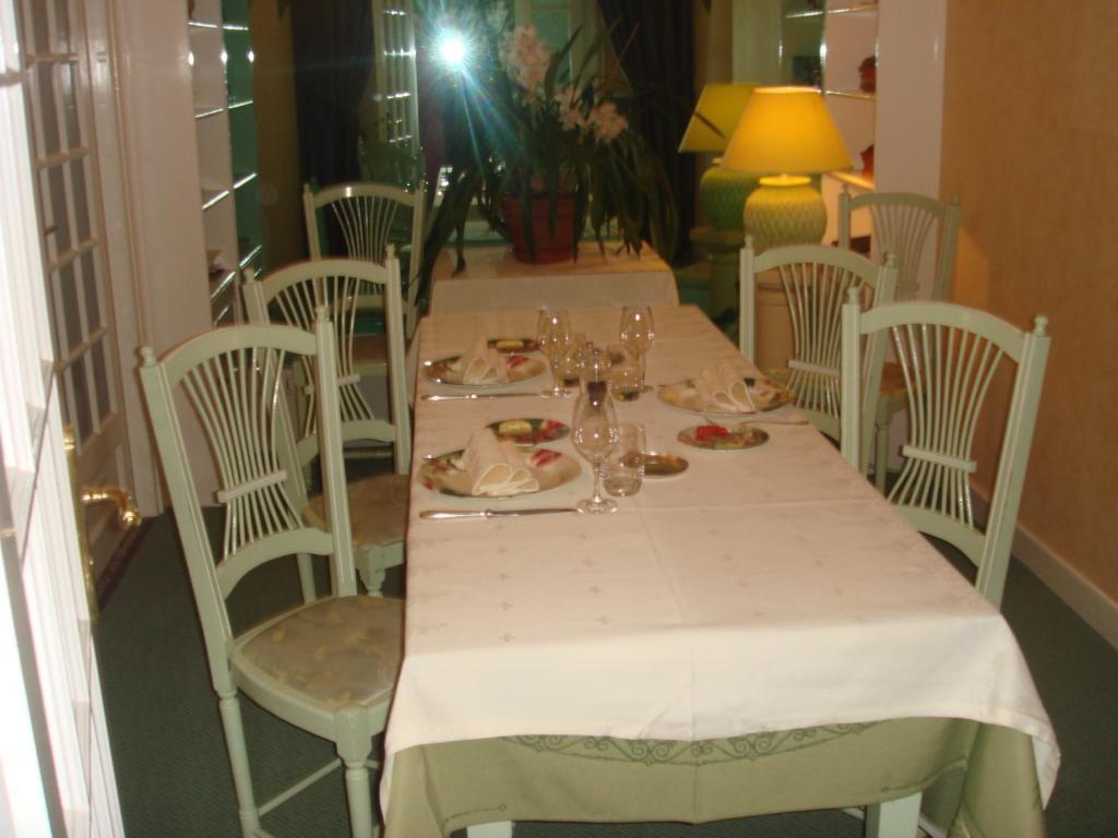 La Poste Hotel Vitry-le-Francois Bagian luar foto